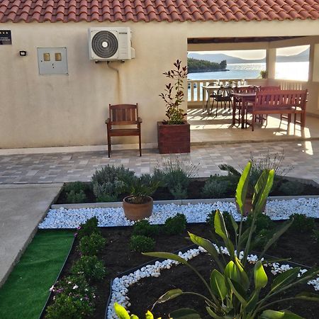 Apartments Melany สลาโน ภายนอก รูปภาพ