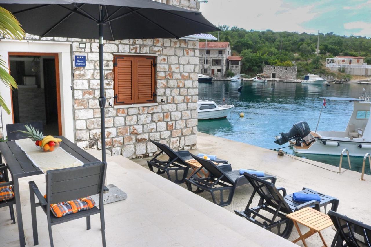 Apartments Melany สลาโน ภายนอก รูปภาพ