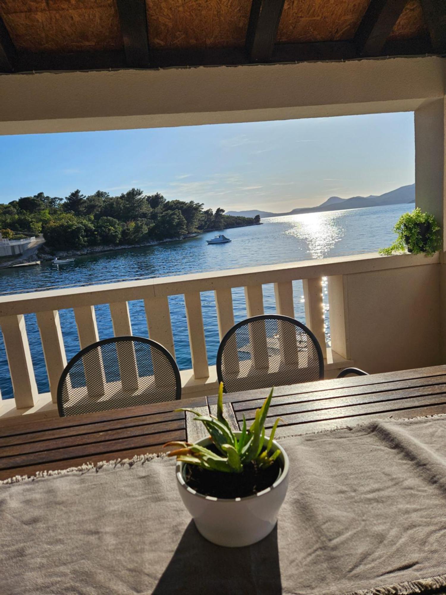 Apartments Melany สลาโน ภายนอก รูปภาพ